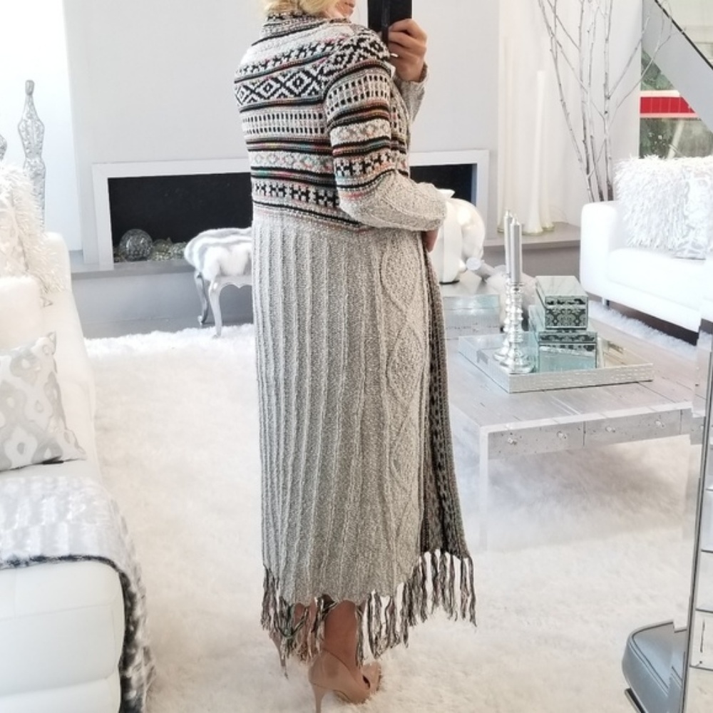 Cardigan with multi color print -beige - Picture 2 of 4